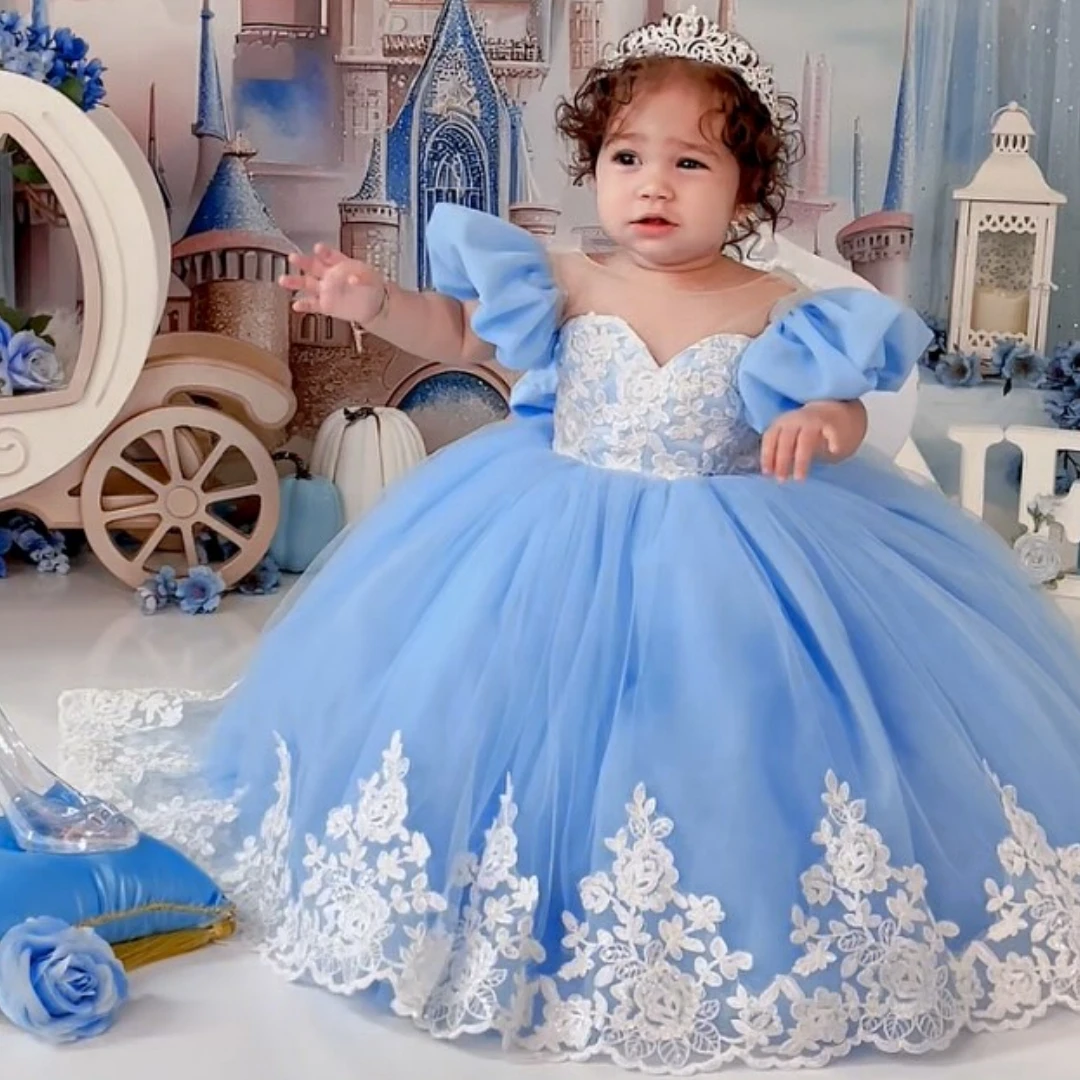 

Customized Sky Blue Flower Girl Dress White Lace Appliques With Bow Short Sleeve For Wedding Birthday Party Holy Communion Gown