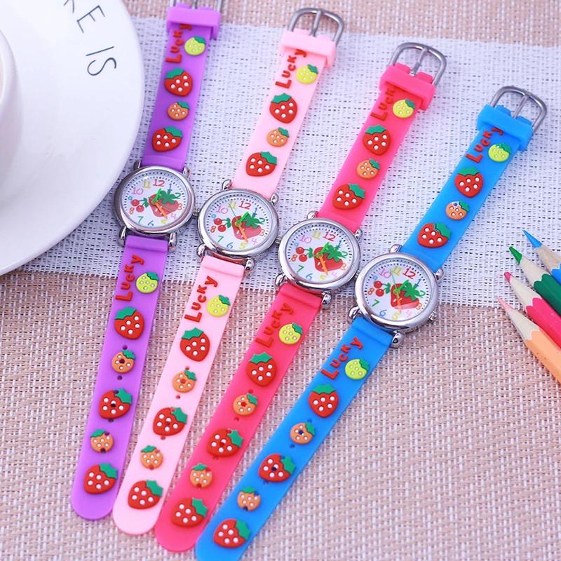 Relojes eléctricos impermeables para niños, niñas y mujeres jóvenes, relojes kawayi encantadores, regalos de dibujos animados, fresa, nueva moda