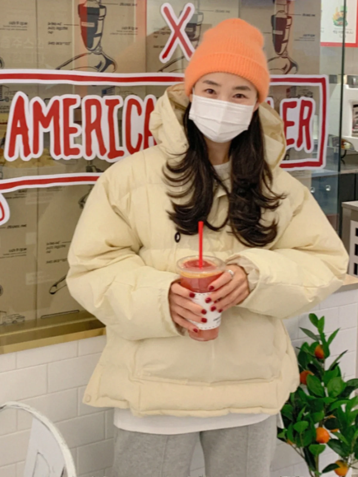 

Женская зимняя толстовка с капюшоном Thiened Jaet, спортивный костюм, повседневная корейская свободная посадка, длинная куртка на хлопковом пуху све