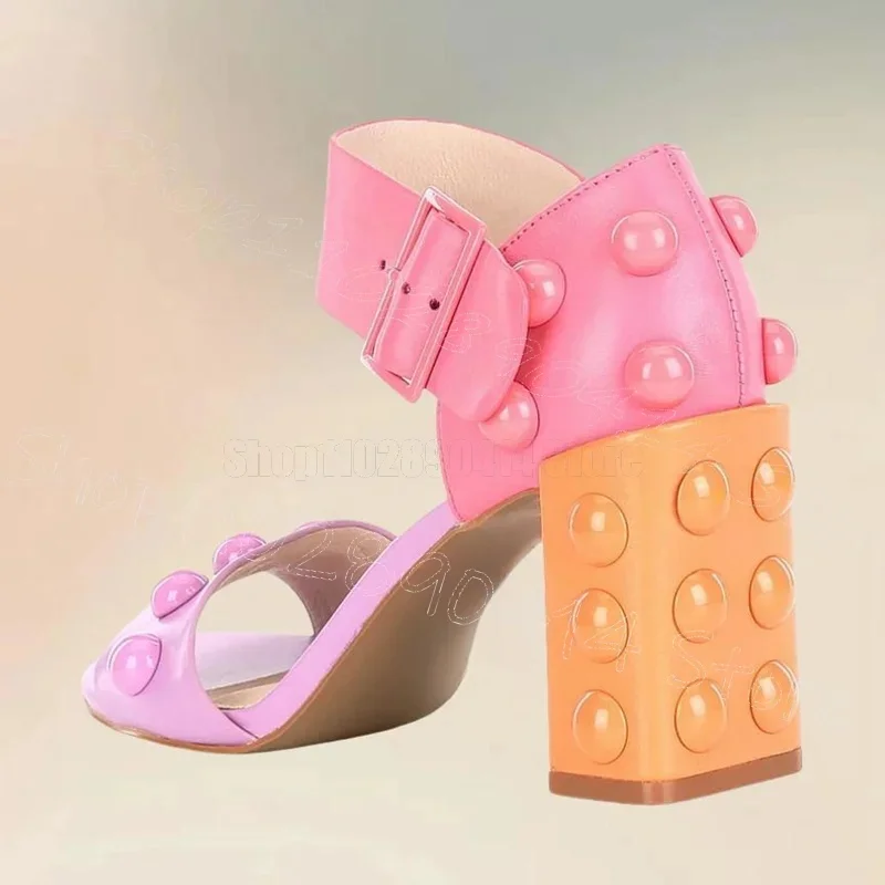 컬러풀한 라운드 리벳 디자인 오픈 토 샌들 버클 스트랩 여성 신발 청키 하이힐 파티 데이트 2025 여성용 신발