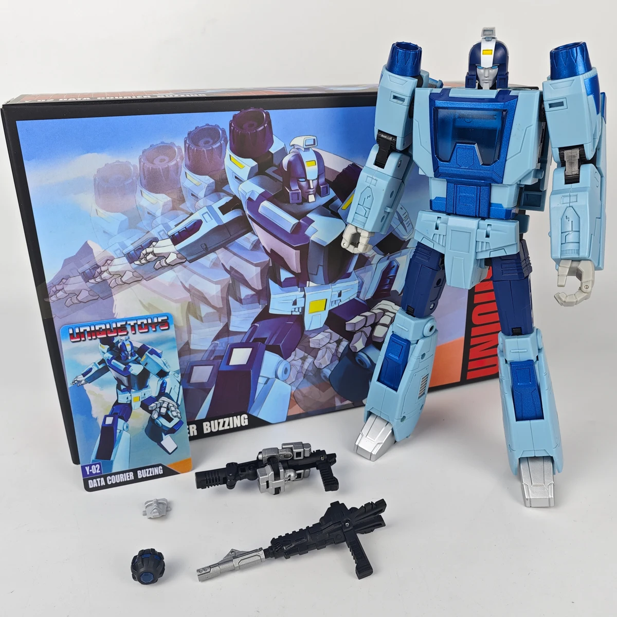 Unique Toys UT Y-02 Y02 Transformation Blurr DATA COURIER BUZZING Model Collection Action Figure