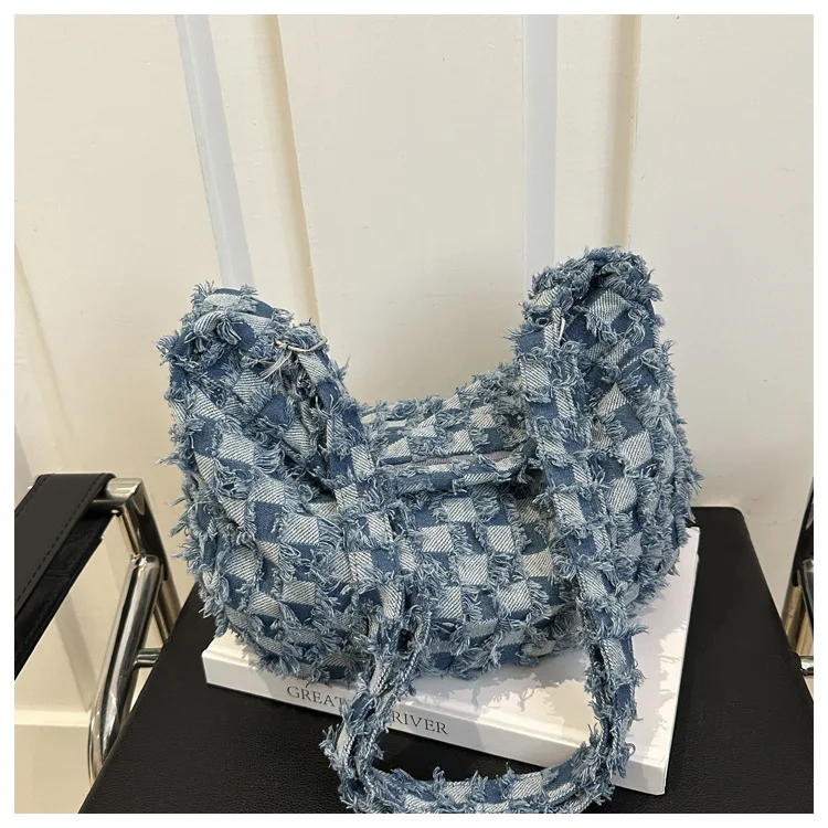 

2025 Creative Denim Tote Bag with Fringe Fur Underarm Purse Women High Quality Plaid Shoulder Bag Casual Crossbody Dumpling Bag