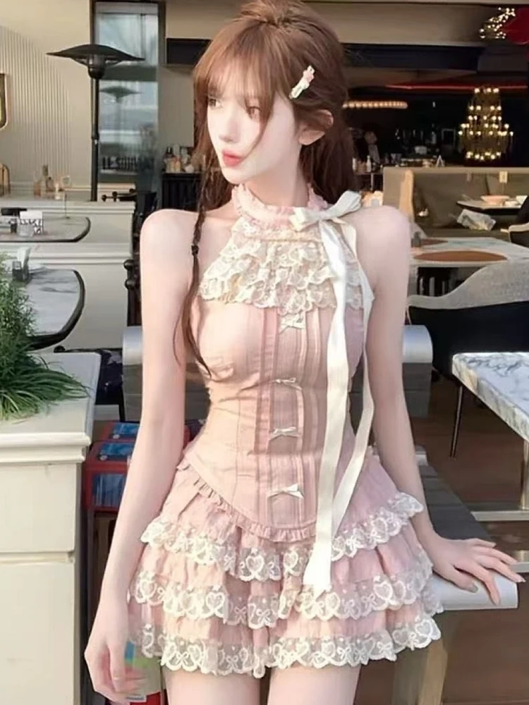 

Sexy French Style Lace Trim Halter Neck Two-Piece Set with Cake Skirt Breathable Short Sleeve round Neck Summer Fashion Outfit