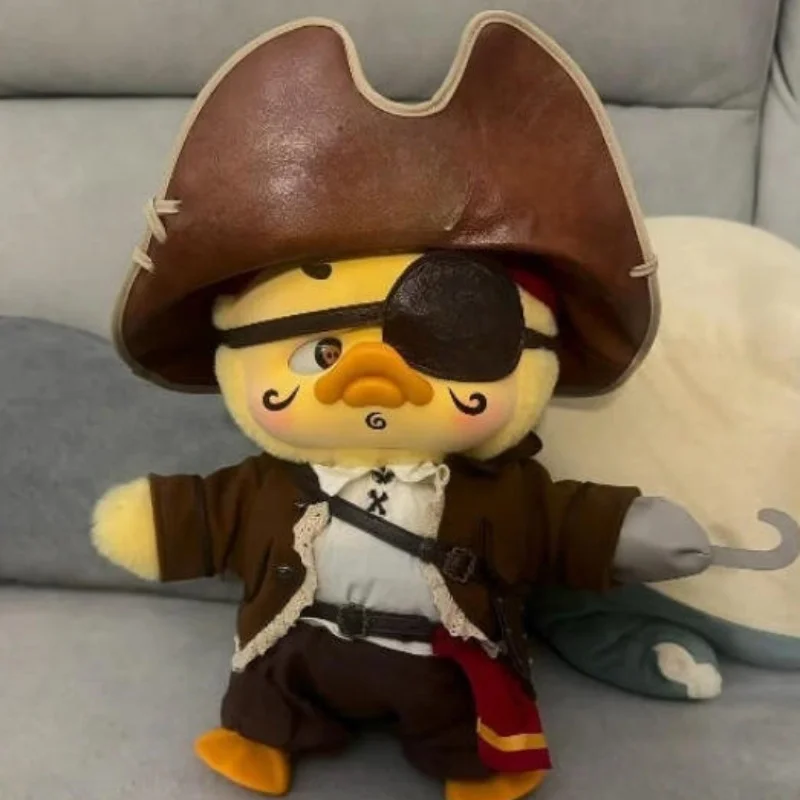 

В наличии Upset Duck Riseing Duck The Brave One Is The King Фигурка утки Модная игрушка Плюшевое украшение для рабочего стола Рождественские подарки