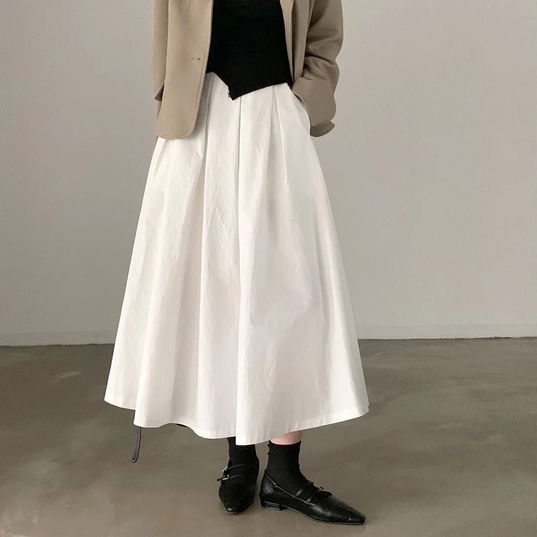 

Elegant Women White Long Pocket Skirts For Female Casual Loose A-Line High Elastic Waist Midi Skirt 2024 Spring Summer L986