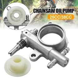 Replacement Chainsaw Parts Oil Pump and Worm for Gasoline Chain Saw 25CC/38CC Chainsaw Spare Parts