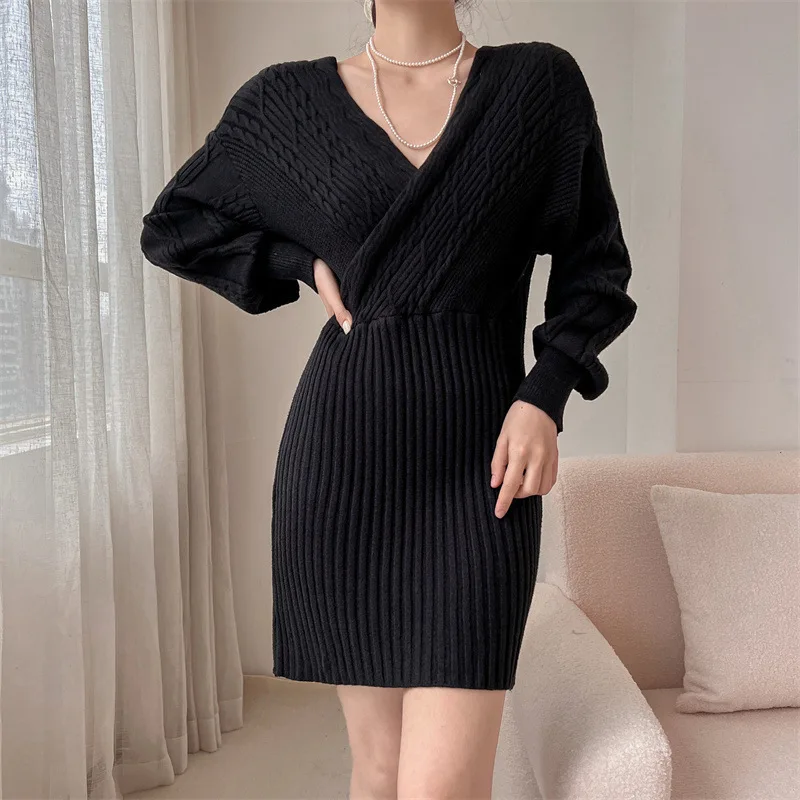 Autumn and Winter New Cross Exposed Shoulder Bag Buttocks Long Sleeved Dress with Waist Cinched Knit Sweater for Women