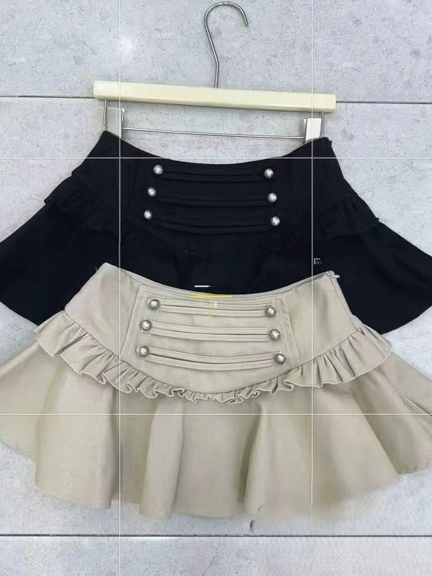 Korean Style Sweet Wood Grain  Pleated 3D Button Puffy Half Skirt Women's Autumn New Slimming Versatile A-Line Skirt