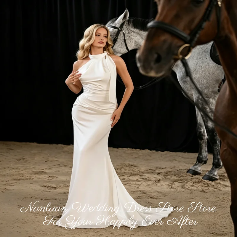 Classic Natural Waist Halter Neck Sash Satin Wedding Gown Chapel Train Vestidos de Novia Customized