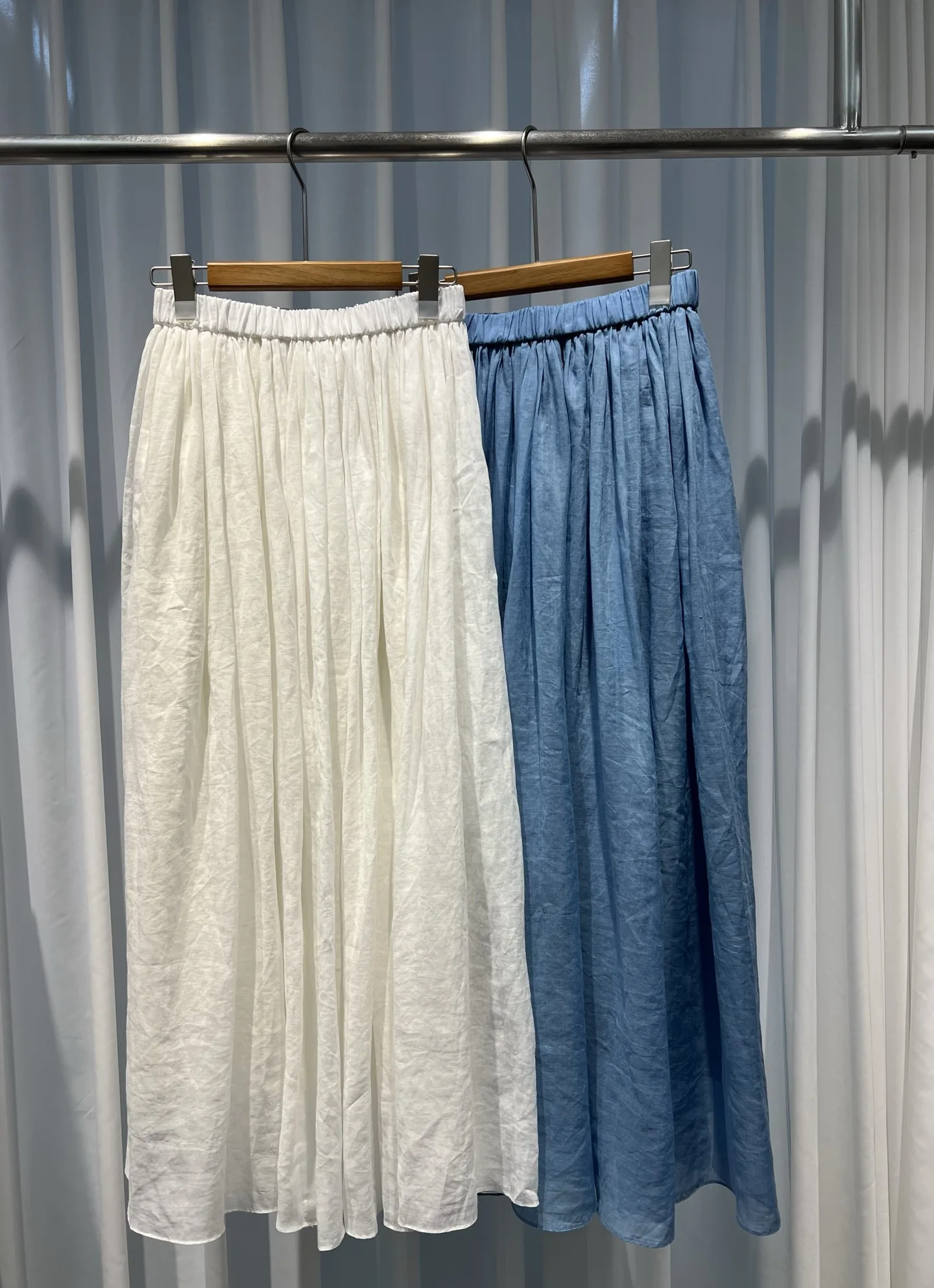 Women 2-Color Elastic High Waist A-Line Pleated Casual Long Skirt