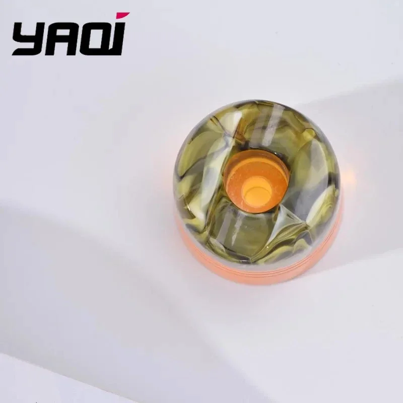 حامل ماكينة الحلاقة للرجال من الراتنج من ياكي ساجرادا فاميليا