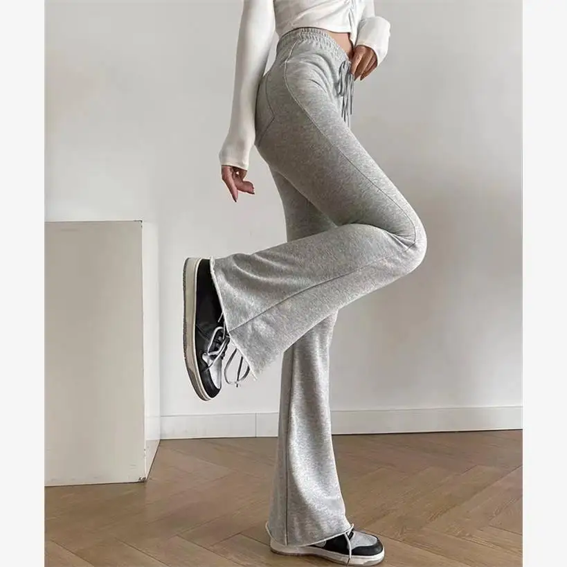 ハイウエスト痩身マイクロフレアパンツ女性のカジュアルスポーツスウェットパンツタイトな尻フィット長ズボンピュアカラー春秋