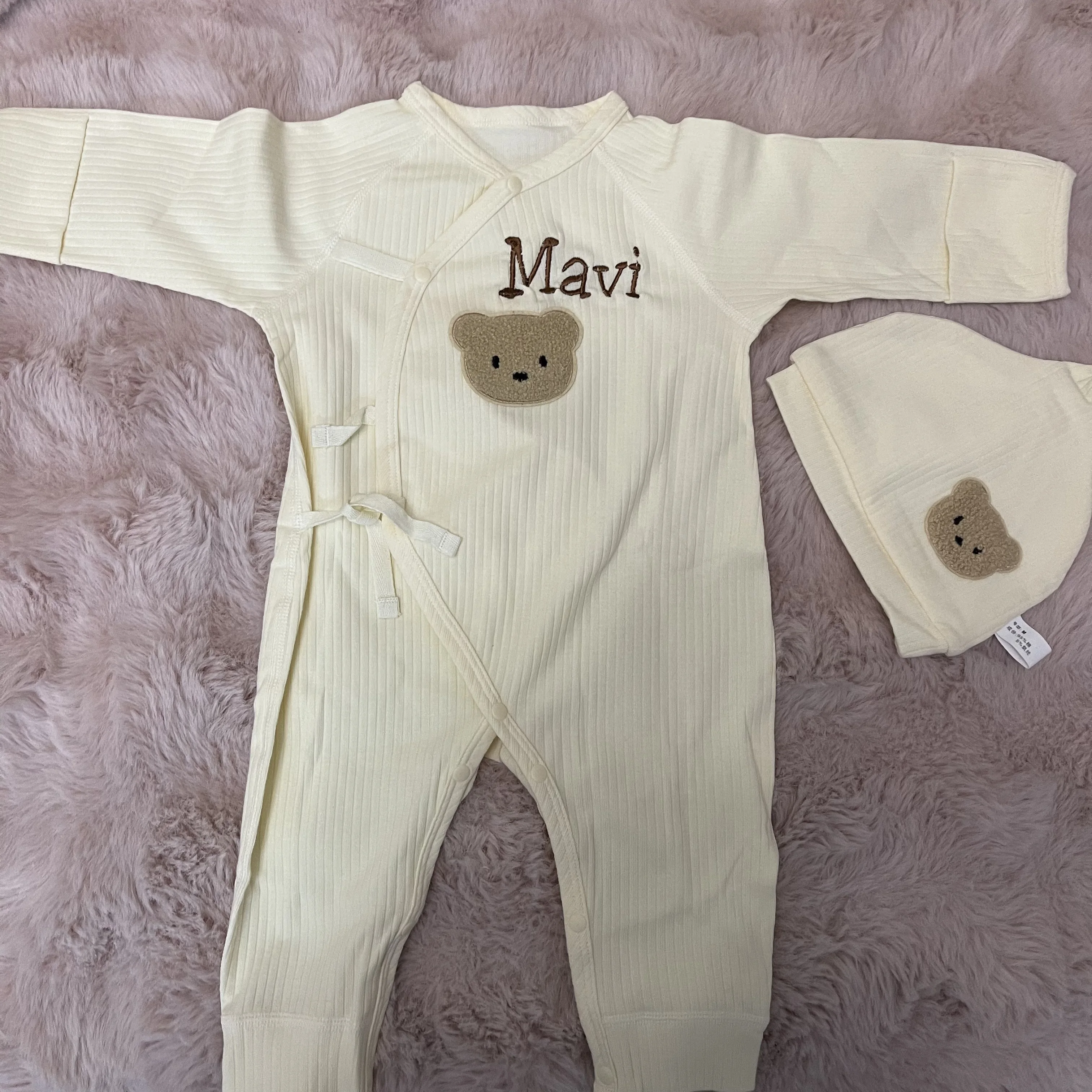 Custom Clothing For Boys And Girls Soft Long Sleeved Jumpsuits With Custom Names Embroidered Teddy Bear Newborn Bottomed Pajamas