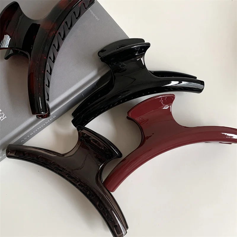 Extra Large Elegant Hair Claw Clip Arc Geometric Shark Clip Hair Clamps Grab Simple Vintage Women Hair Accessories