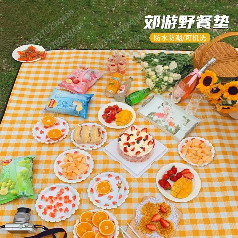 Folding Sub Moisture-proof Mat Outdoor Thickened Field Floor Mat Portable Lawn Home Camping Picnic Cloth Waterproof Picnic Mat
