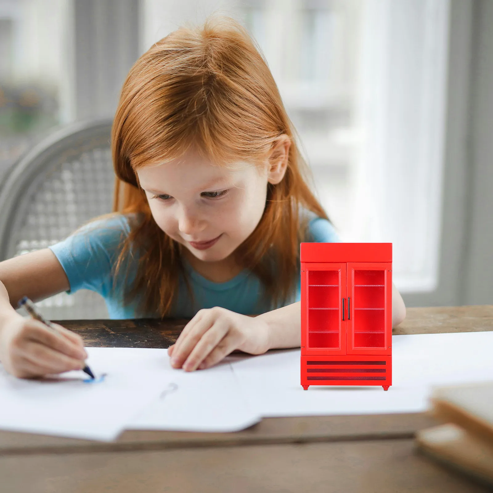 

Tiny Operational Mini Refrigerator for Miniature Homes Realistic Dollhouse Appliance Small Beverage Cooler Display Cabinet Decor