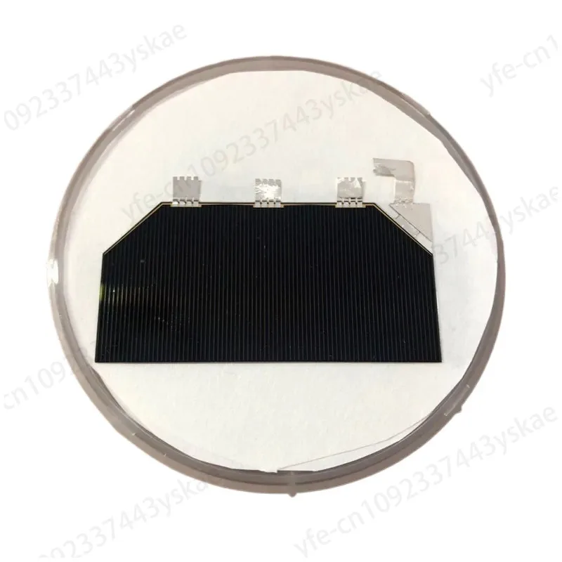 30% Efficiency Triple Junction Gallium Arsenide Solar Cell (Laminate 4*8cm)