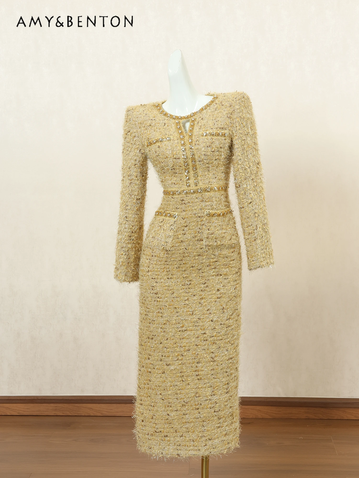 

Autumn Winter Yellow Retro Round Neck Long Sleeve Waist-Cinching Long Split Dress Heavy Embroidery Design High-End Banquet Gown