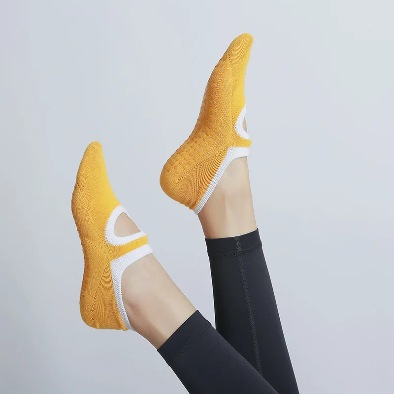

Women Yoga Socks Silicone Non Slip Pilates Socks Breathable Fitness Ballet Dance Cotton Backless Ladies Sports Socks Slippers