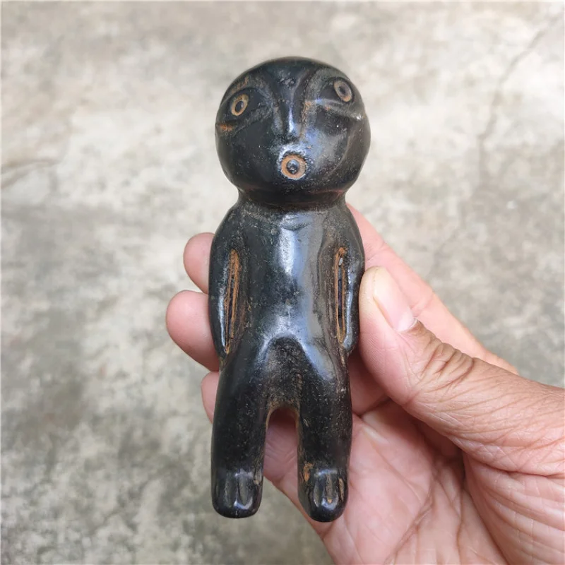 Natural Vintage Handicrafts Iron Stone Red Mountain Culture Sun Man Alien Pendant Jade Pendant Lai Zi