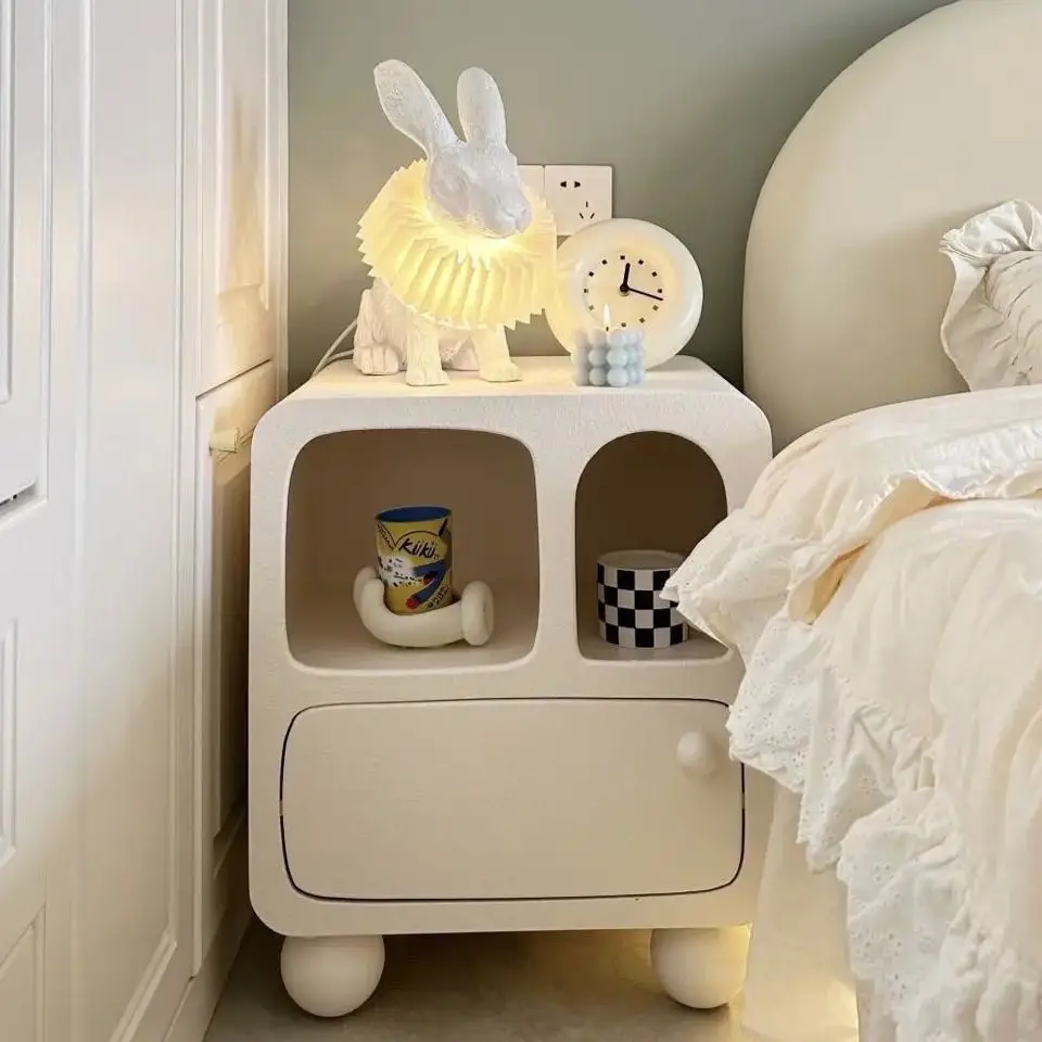 

Прикроватная тумбочка в кремовом стиле, простой шкаф для хранения в спальне, маленькая прикроватная тумба в стиле INS, дизайн «гнездо»