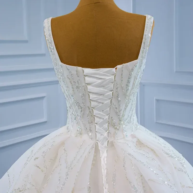 Luxuriöses, herzförmiges, glitzerndes Träger-Hochzeitskleid, schulterfreies Brautballkleid, romantisches Prinzessin-Hochzeitskleid nach Maß