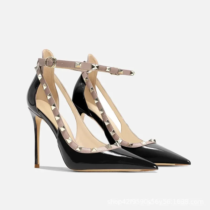 

Large size rivet high heels with thin heels and pointed patent leather 2025 new style toe cap temperament straight strap sandals