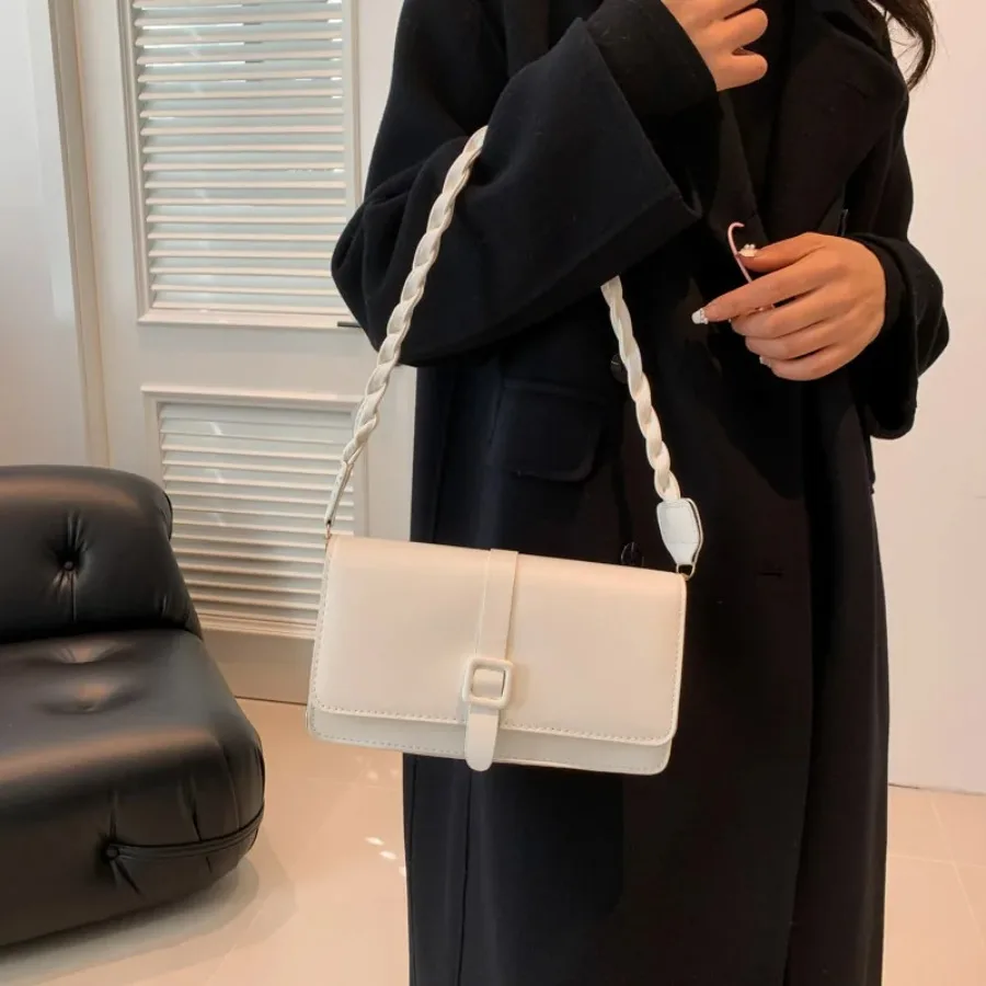 

New Spring Fashion Retro Hundred Simple Small Square Bag Niche Single Shoulder Crossbody Bag Popular Casual Women's Bags
