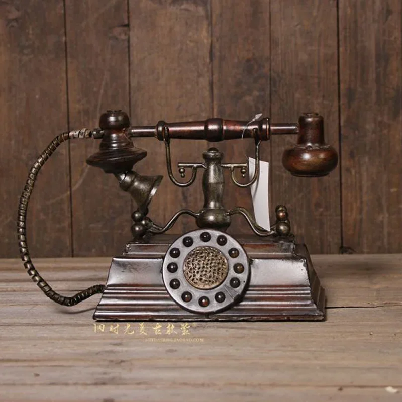 

Free Shipping! Europe Style Phone Model Iron Home Bar Decoration Vintage Style Telephone Models