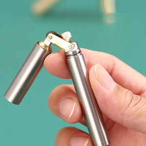 ولاعة بنزين نحاسية رجعية ، ولاعة صغيرة رقيقة Nunchaku ، لون فضي ، لون أسطواني أعلى 10 مبيعات ولاعة عتيقة - رقم 5