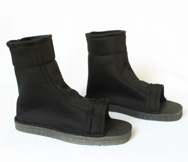 รองเท้าคอสเพลย์อนิเมะญี่ปุ่นสำหรับฮาโลวีนปี 2025 ผู้ชาย ผู้หญิง สีดำ น้ำเงิน ขาว ผ้าฝ้าย รองเท้าแตะแบบนุ่ม รองเท้าบูทฮาโลวีน