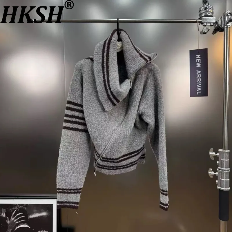 

HKSH Spring Autumn New Women's Sweater Diagonal Zipper Long Sleeve Knitted Cardigan Striped Elegant Chic Ins Casual Tops HK13754