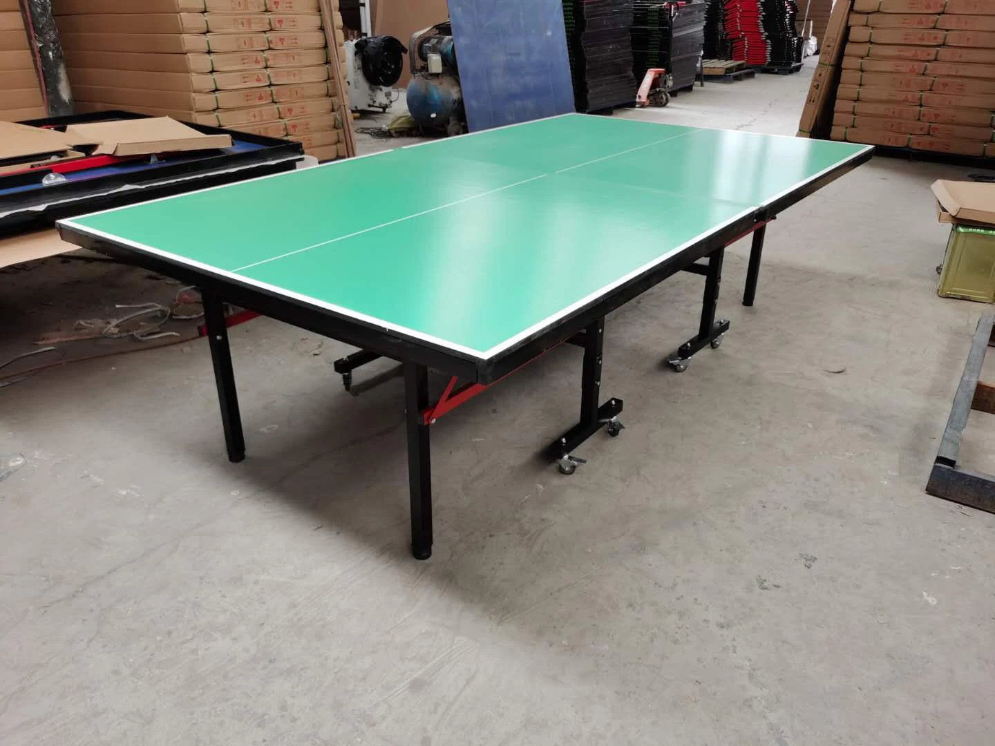 

Indoor Ping Pon 15MM MDF 8 Wheels Foldable Removable Table Tennis Table