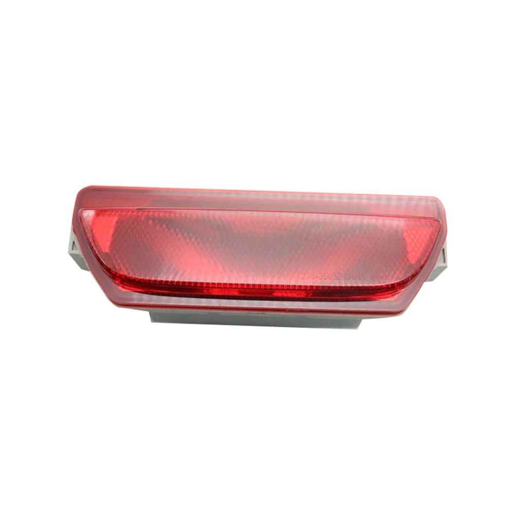 

Car Rear Bumper Middle Fog Light Parking Warning Reflector Taillights Without Bulb for Mazda 3 Axela Sedan 2014-2016