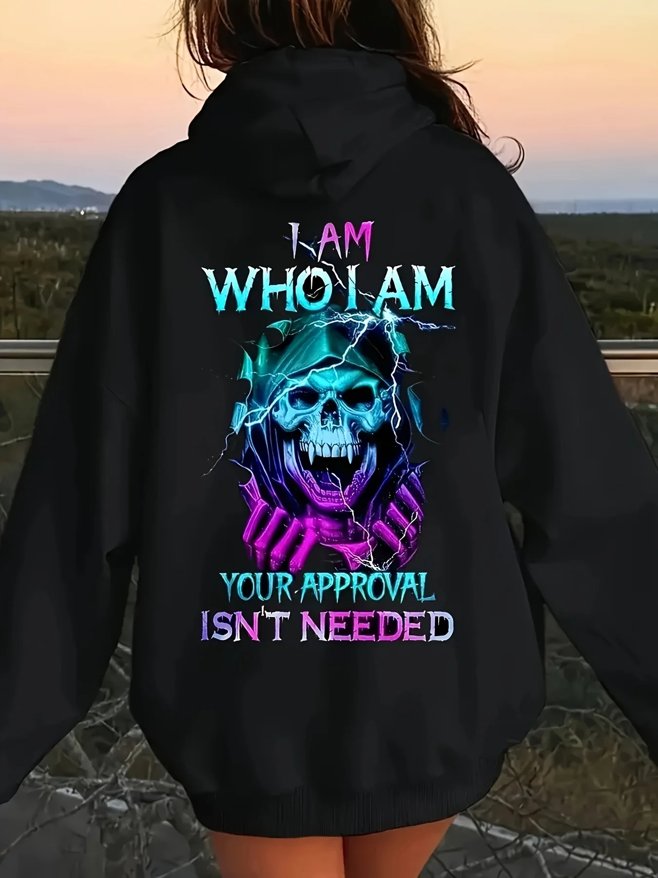 Fashionable Oversized Hoodie with Casual Skull Letter Print, Long-Sleeve Sweatshirt with Drawstring, Soft and Versatile for Autumn and Winter