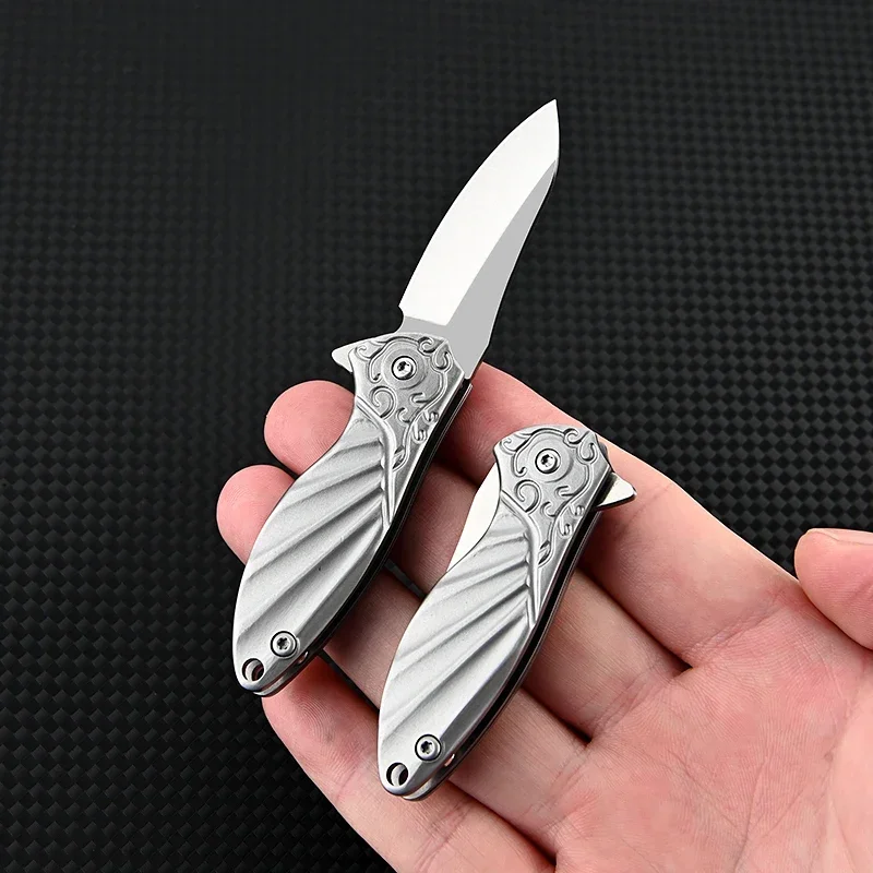 Mini relief pocket folding knife portable outdoor camping keychain edc self-defense knife high hardness pure steel knife