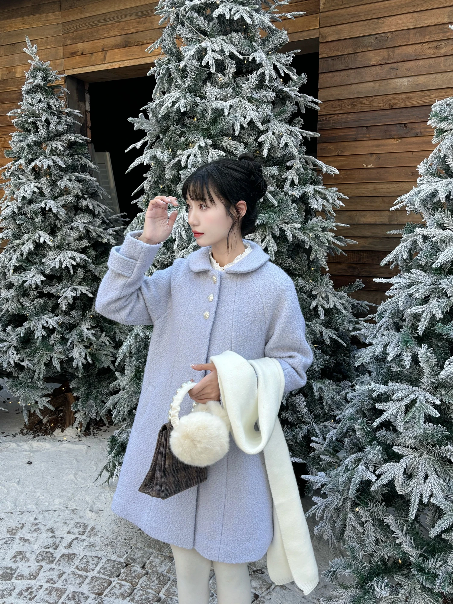 

Шерстяное пальто Honeyrubao Oceanic Sensation молочно-синего цвета с пуговицами, Зима 2024, Женская модная верхняя одежда премиум-качества