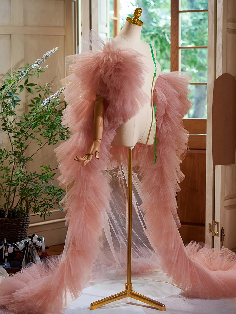 

High Sense Evening Dress Accessories Host Handmade Shawl Mesh Tail Ornament 2025 New Photo Exaggerated