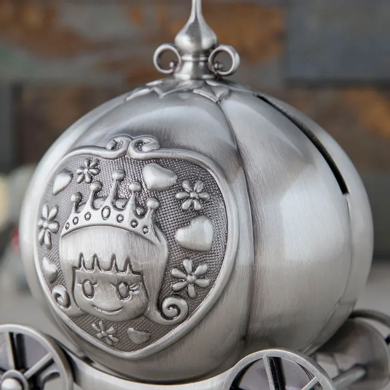 Creative Cinderella Pumpkin Car Piggy Bank Children's Coin Perfect Toy Gift for Kids Metal Craft Ornaments