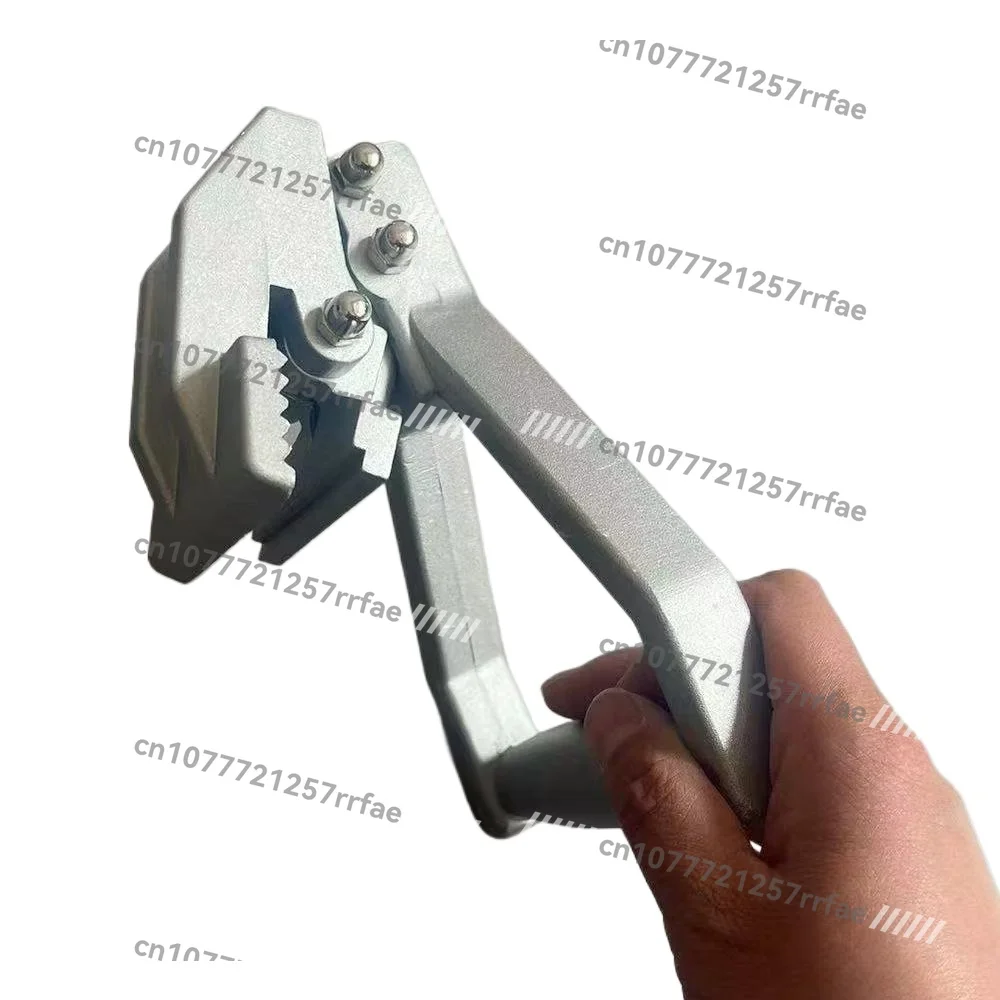 

Carpet Puller Pulling ClawtClamp for Pulling Carpet During Installation or Removal