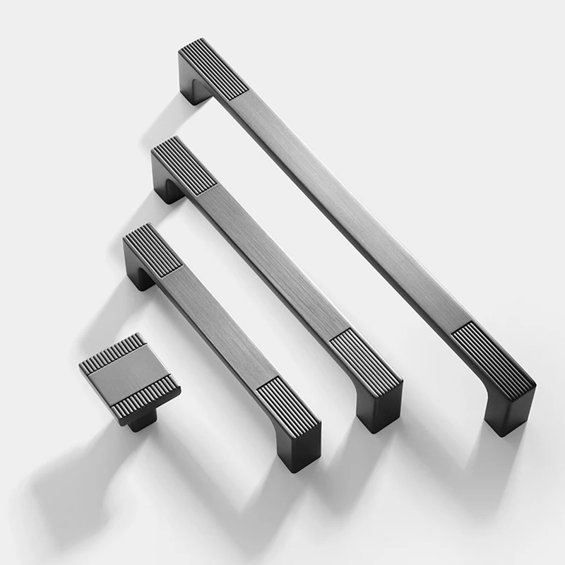 Modern Chinese Furn…