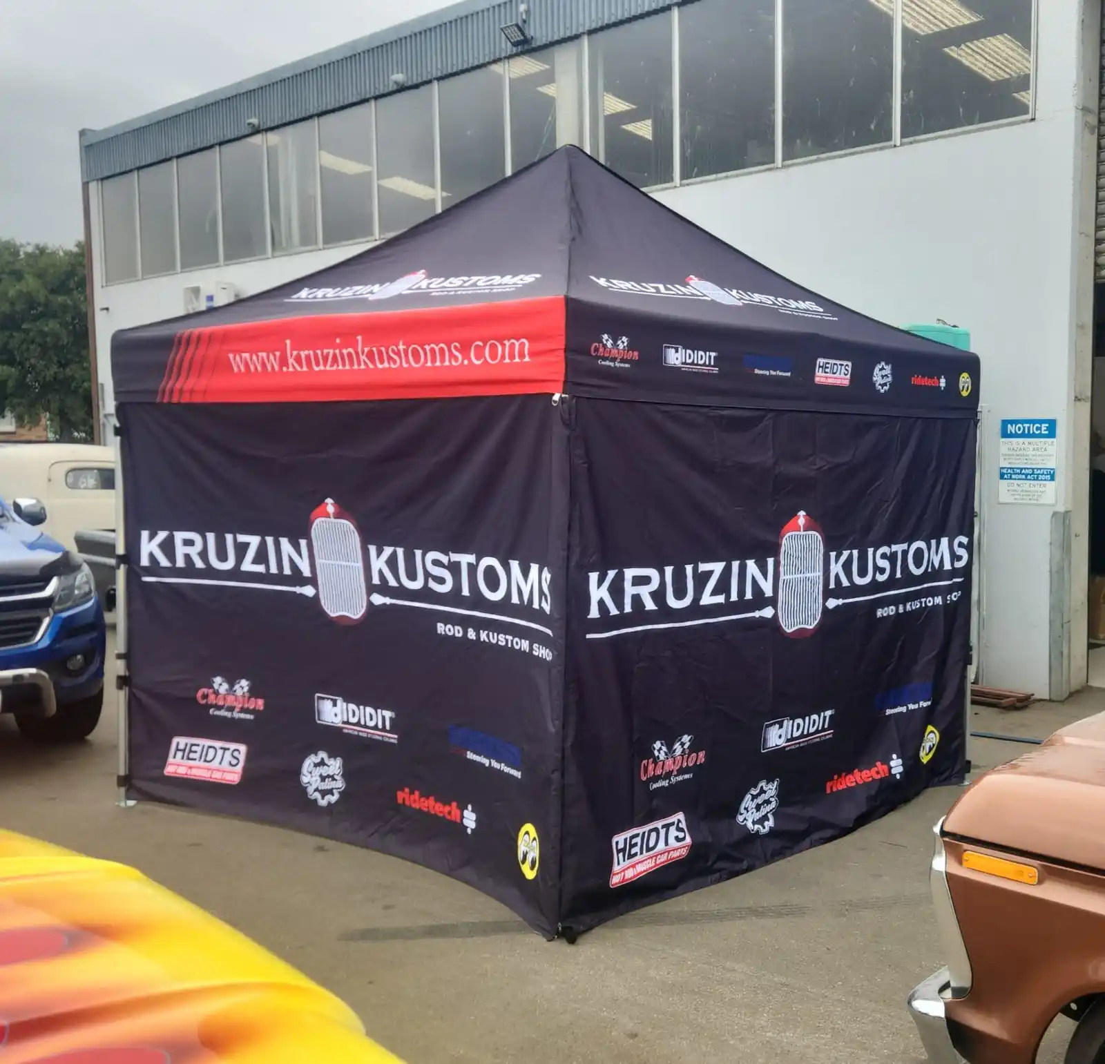 3X3 Portable Folding Pop-Up Gazebo Canopy Tent for Outdoor Advertising Trade Show Beach Event - Lightweight And Easy to Set up