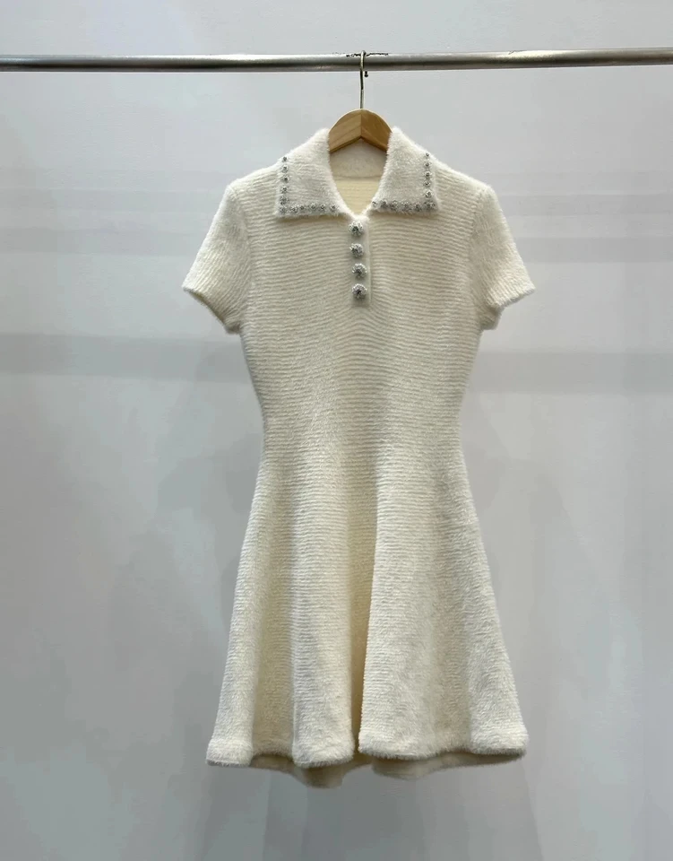 2024 new women's fashion short-sleeved lapel ivory white plush knitted dress