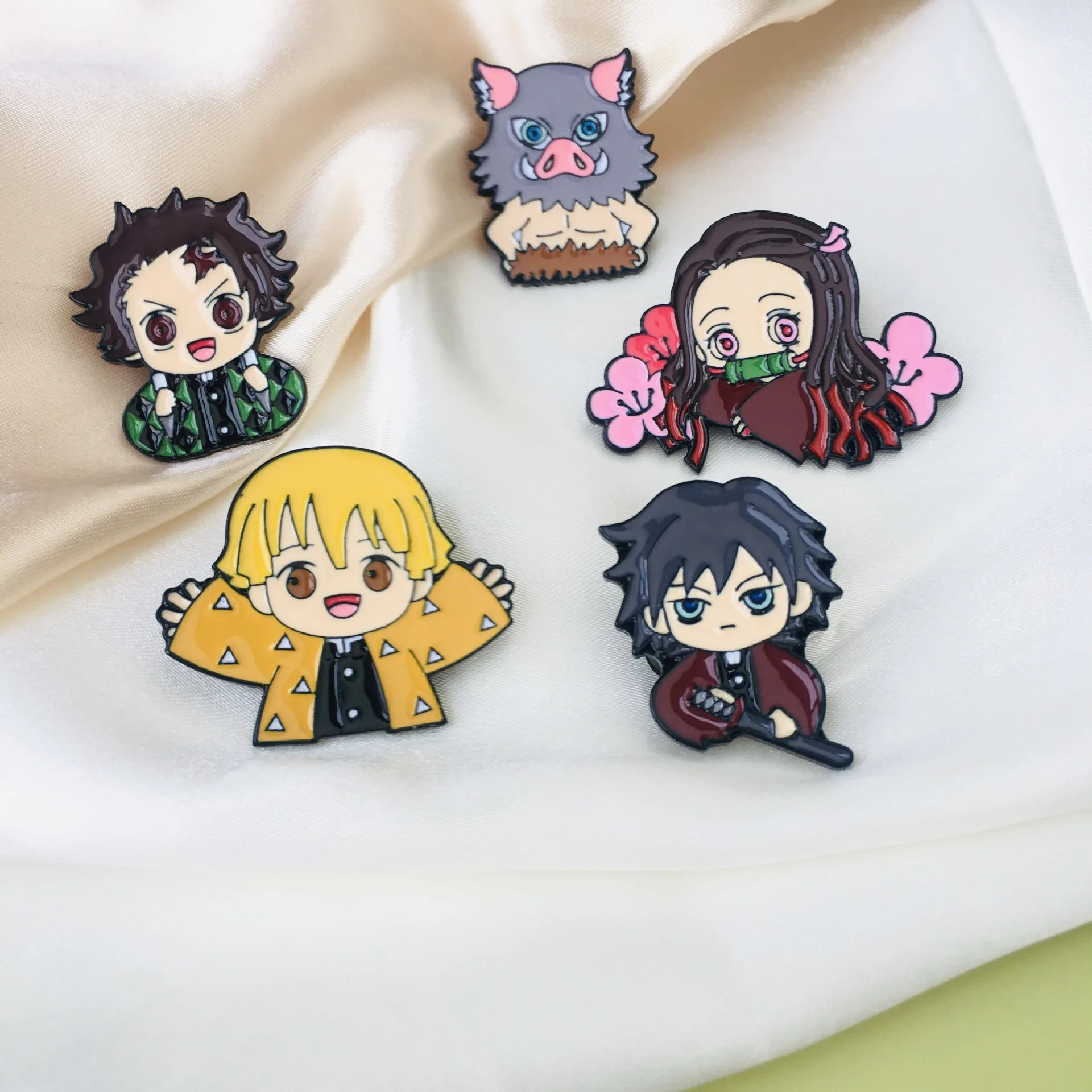 5Pcs Anime Enamel Pin Backpack Brooches Anime Brooch Cute Badges Men's Clothing Adorn Accessories Gifts