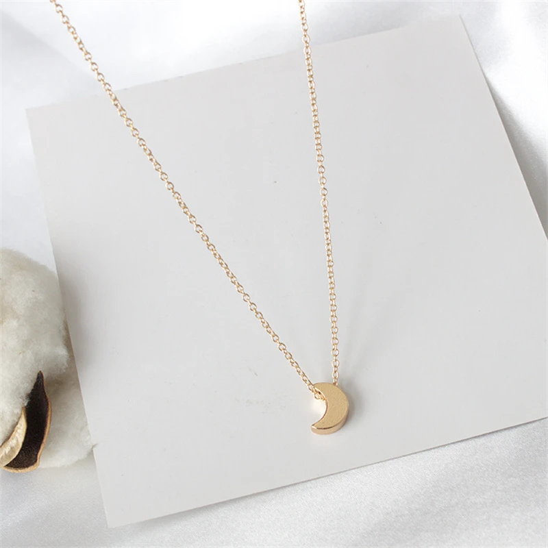 New Rescent Moon Pendant Clavicle Necklace Minimalist Women Fashion Collares Summer Everyday Jewelry Collares Bijoux