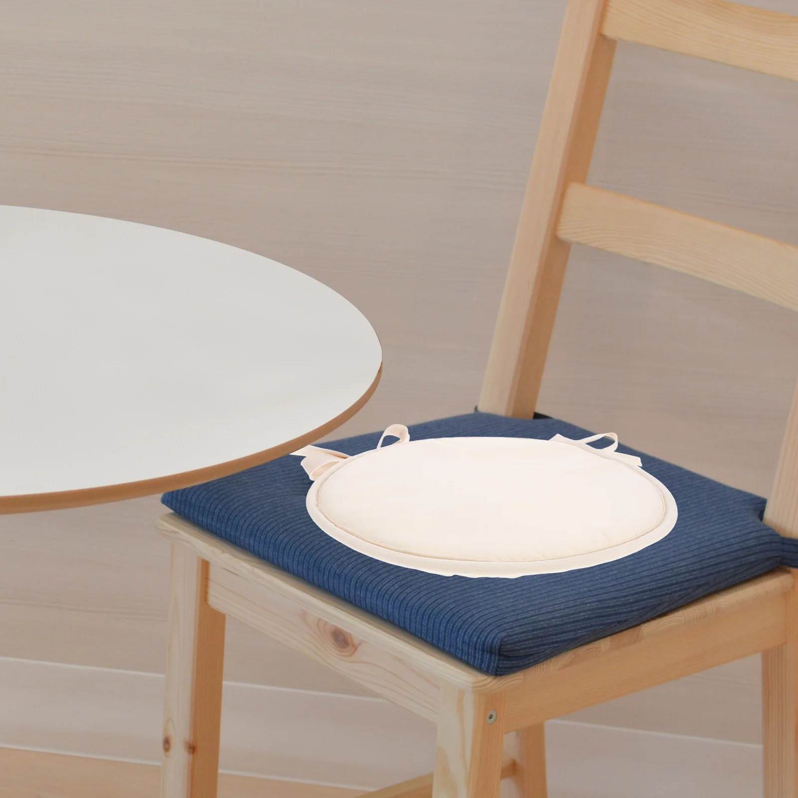 

2Pcs Thickened Round Seat Cushion Made of Sponge Material for Dining Chair Stool Floor Use Comfortable Long-Lasting Decorative