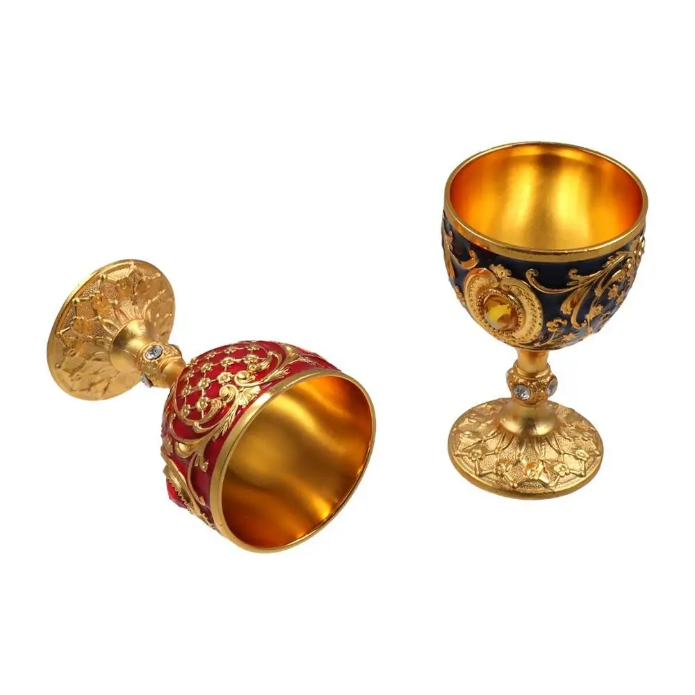 Medieval Embossed Vintage Metal Wine Cup European Style Diamond-encrusted Wine Glasses Anti-break Chalice Communion