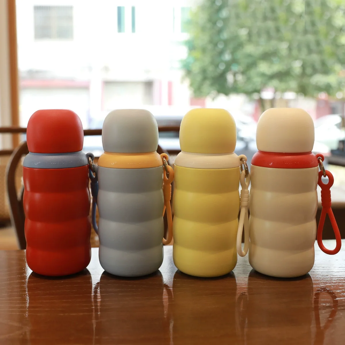 

316 Stainless Steel Insulated Water Bottle, One-button Opening, Dual Drinking Chambers, Suitable For Outdoor Sports.