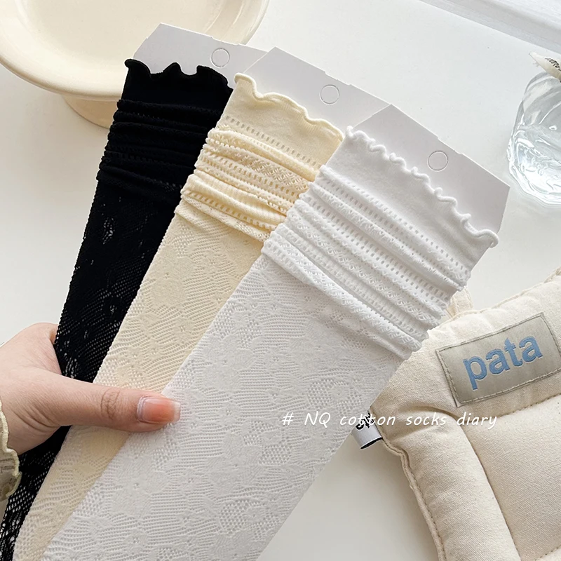 Women Lace Flower Dark Pattern Slouch Socks Summer Thin Sexy Mesh Fishnet Nylon Soft Sweet Ballet Style Ruffled Edge Calf Socks