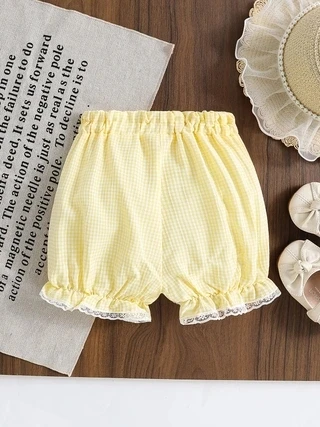 Spring/Summer Plaid Breathable Short Pants for Baby Girls with Lace Trim Cute Pumpkin Lantern Design Versatile Safe Daily Wear
